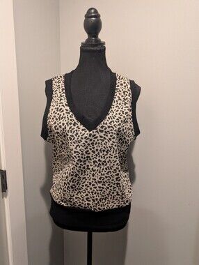 Cleo Petites Leopard Print V-Neck Tank Top - Black & Cream
